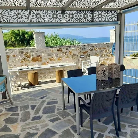 The Oaks Outdoor Living *