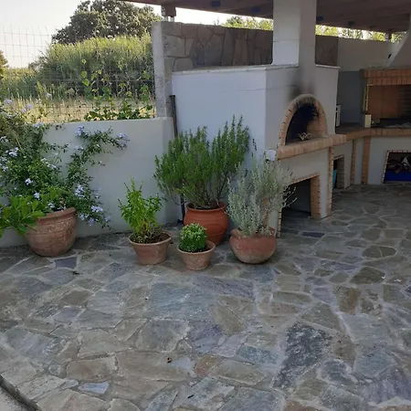 Holiday home The Oaks Outdoor Living